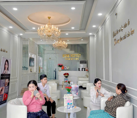 Thẩm Mỹ Viện Minh Nguyệt